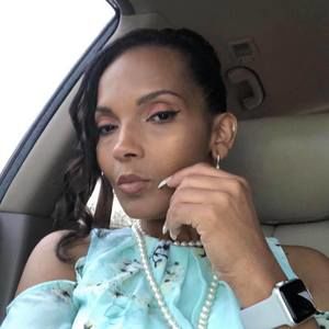 Meet your Posher, Edith